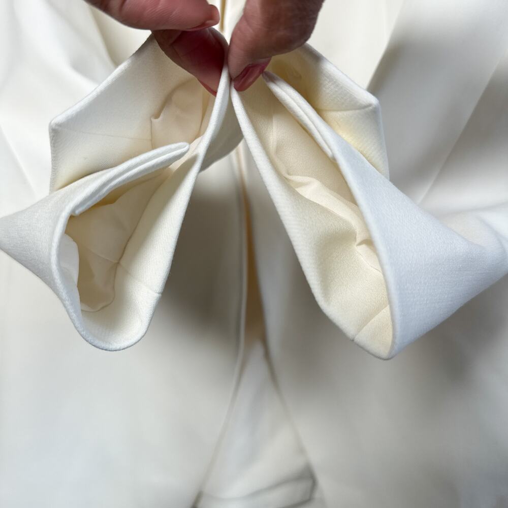 NWT Favorite Daughter The Suiting Blazer Ivory Size XS Satin Lapel SP24 $398 - Picture 12 of 17